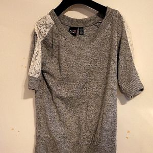 🍍Beautiful One of a kind top🍍#1